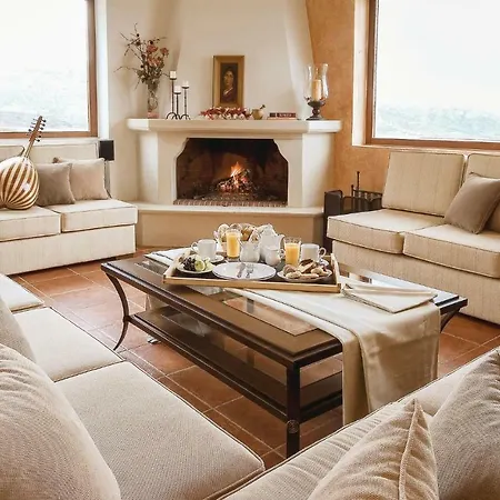 6 Bedroom Gorgeous In Houdetsi,heraklio Prázdninový dům Vathípetron